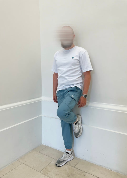 Ensemble cargo t-shirt blanc